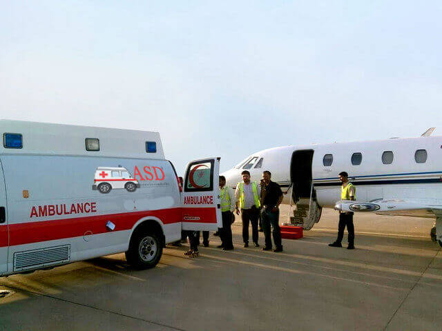 ambulance number in delhi